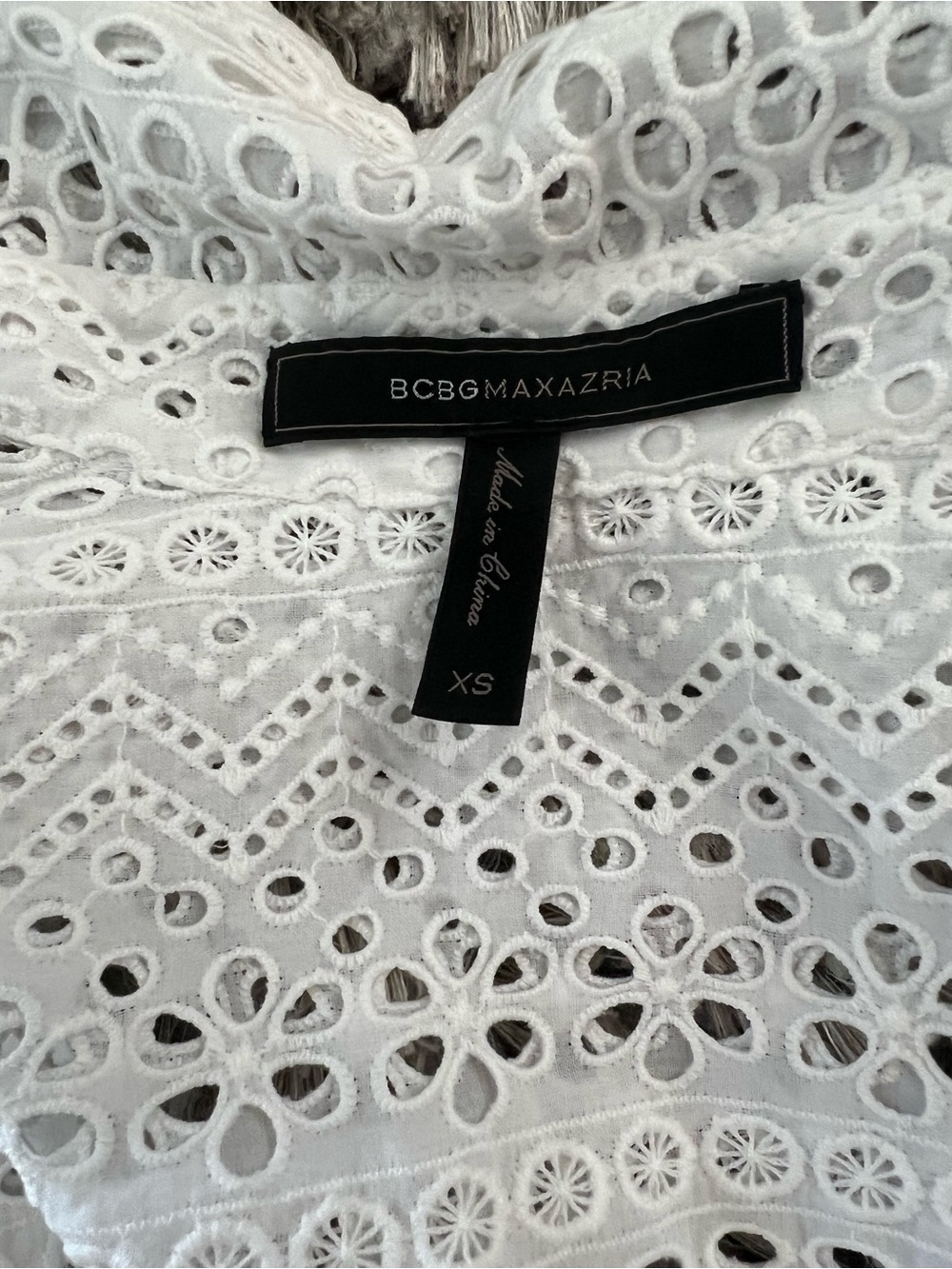 BCBGMaxAzria Beatryce White Eyelet Midi Shirtdress – Size XS - Picture 11 of 13